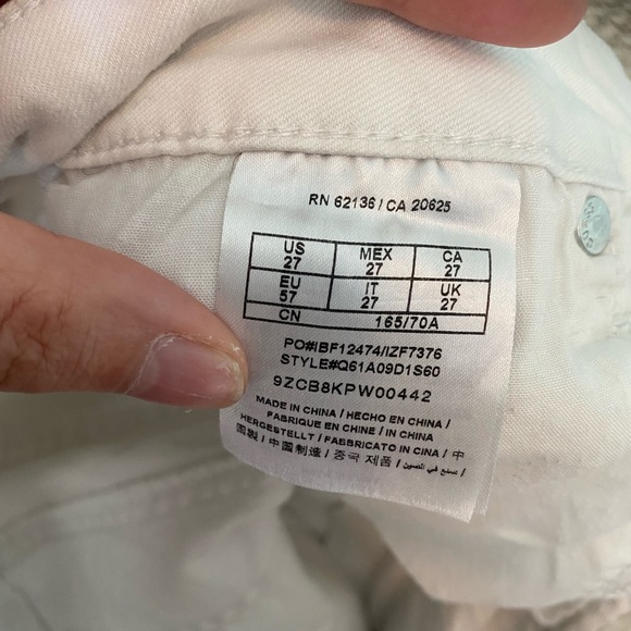 White skinny Guess jeans - Picture 3 of 4